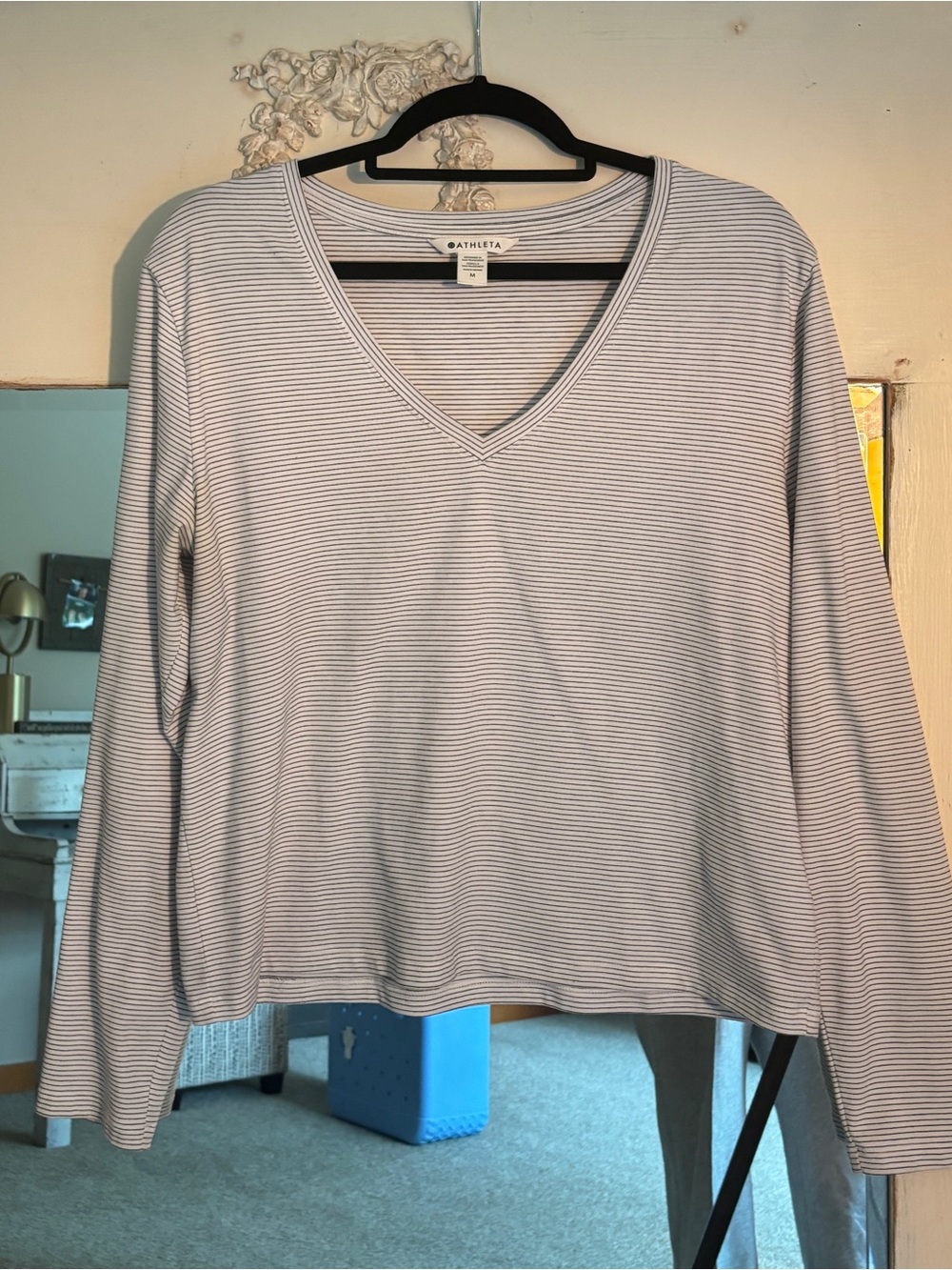 Athleta Essential V Neck Long Sleeve Tee in Arden Stripe - size M